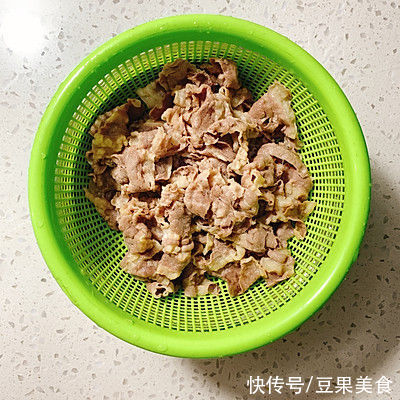 别怪我没提醒你，这道酸汤肥牛一吃就上瘾