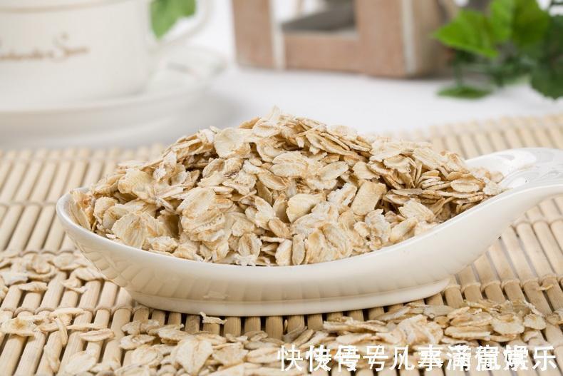 长寿麦|燕麦是长寿麦,坚持吃的人不容易出现癌症,但三种吃法却并不可取