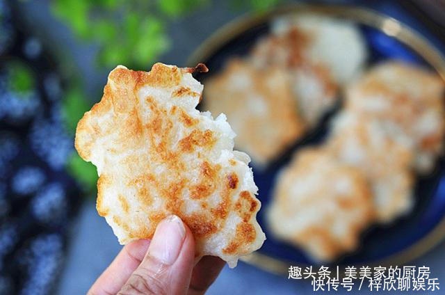 梨子做早餐,比肉包子还好吃,清爽开胃,营养又解馋!