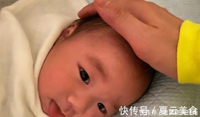 护士|宝妈深夜生二胎,产房外面6岁女儿独自等待,孩子的话让护士泪崩