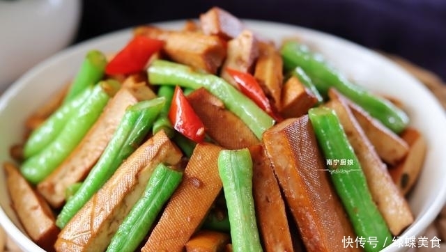 猪肉太贵吃不起,不如吃这菜,做法简单味道好,比吃肉过瘾