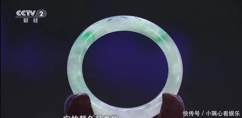 出于|朋友珠宝店开不下去,出于好意买了只6万的手镯,到手却是假货!