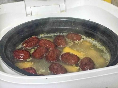 清明后，市场碰到它多买些，不上火还营养，富含氨基酸，别不懂吃