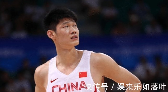 男篮|中国男篮五大希望之星!周琦胡明轩榜上有名,成对抗日本主力球员