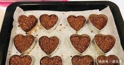 巧克力饼干别再买着吃了,不用水不用油,而且不用烤,在家就能做