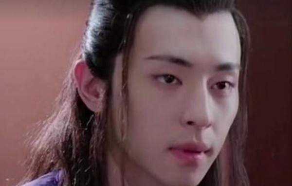 火烧|封神演义:姬昌大殿之上火烧兰盈,看到兰盈的变化后姜子牙心安了