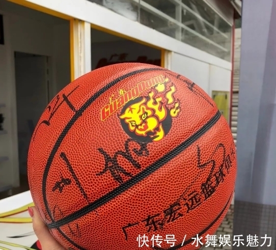 cb胡明轩事件，广东男篮的专业处理方式，堪称教科书级别