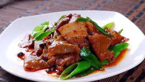 饮食|美食优选:川渝回锅肉,韭菜炒海肠子,酱骨架,农家土鸡的做法