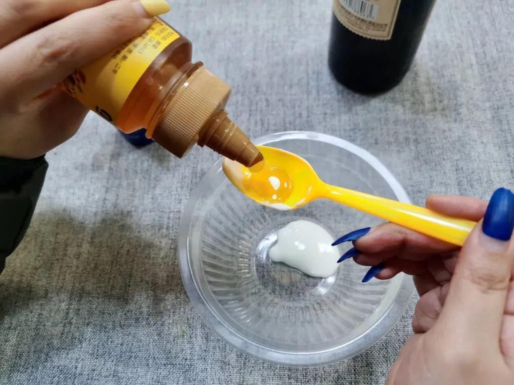 博主|跟着小红书博主做自制面膜,我脸没了