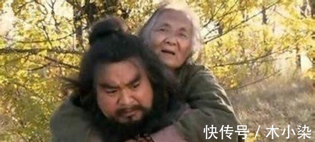 原生家庭|当妈的一碗水端不平会怎样 《水浒传》里李逵哥哥的遭遇就是典型!