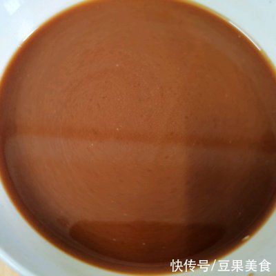 这道鱼香杏鲍菇一上桌，全家都爱吃