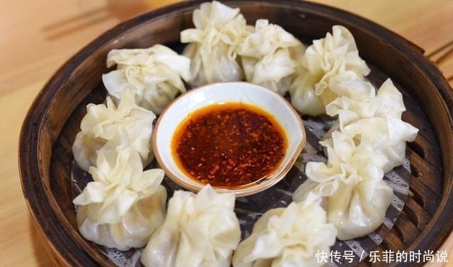 沈阳70多年的饺子馆,牛肉蒸饺20块钱一笼,老沈阳从小吃到大