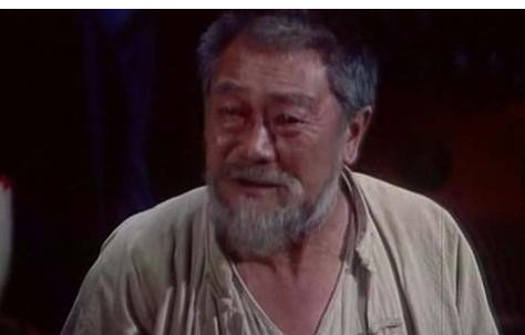 《喜盈门》业余作者导演首秀，城里人扮演强英，拍摄中给猪打麻药