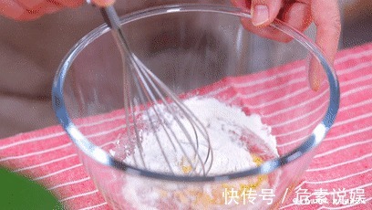 1根香蕉1个蛋！软嫩香甜好消化，10分钟能做一大盘