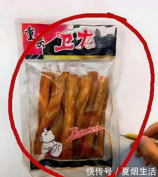 假辣条$美术生有多“狠”画辣条我忍了,肘子我忍了,画这个忍无可忍