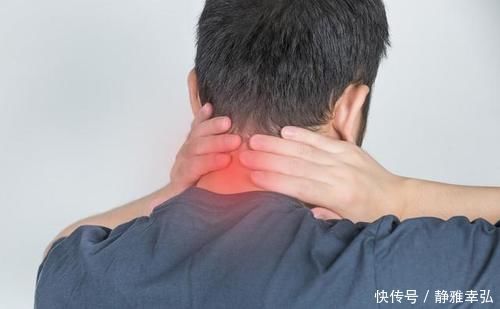 颈椎病|颈椎病发作,市面上所谓的颈椎枕真的有用吗?别上当了