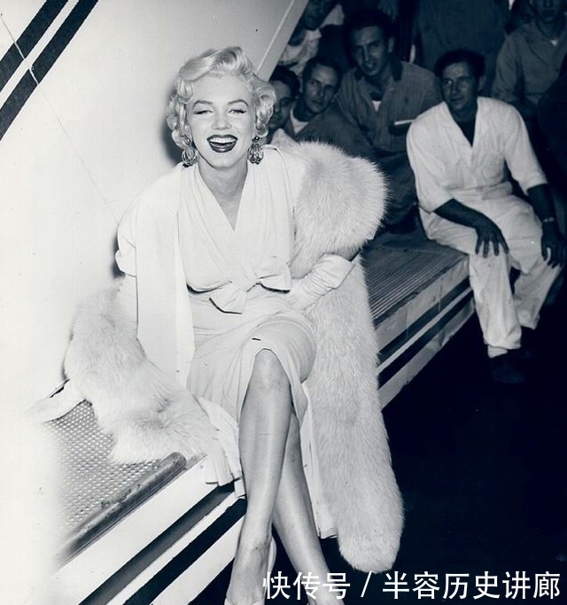 历史上过目难忘瞬间:林徽因画的袋鼠,梦露一袭长裙踢足球,兵马俑旁的女王