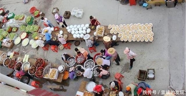 “地主”家的宴席——亲们都吃过这些菜么?