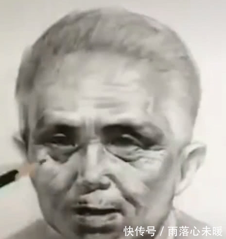 泪目#美术生一幅画画一生,从8岁画到80岁,网友:俺泪目