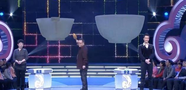 鉴宝!当年在鉴宝节目上,王刚思考了5秒,直接将2亿宝贝砸碎,后来怎样