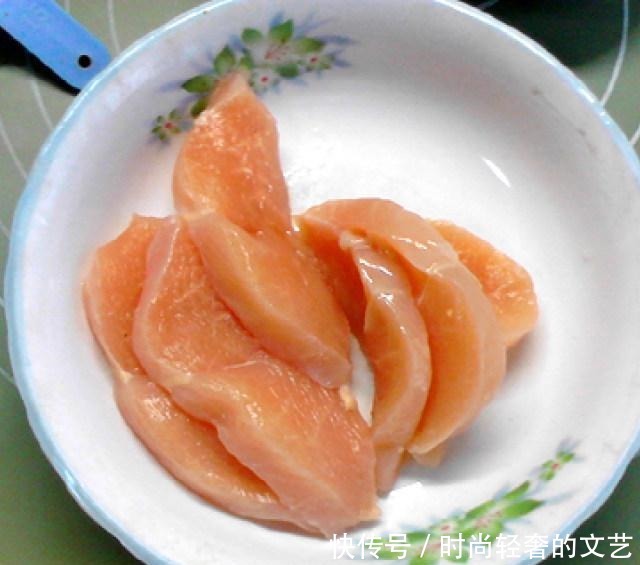 黑椒鸡扒，外酥里嫩，好吃到停不下来！