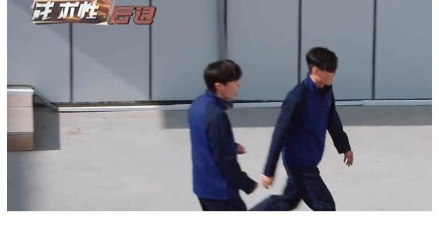 面对着火的煤气罐，陈小春张智霖张晋的反应大不同，细节看出教养