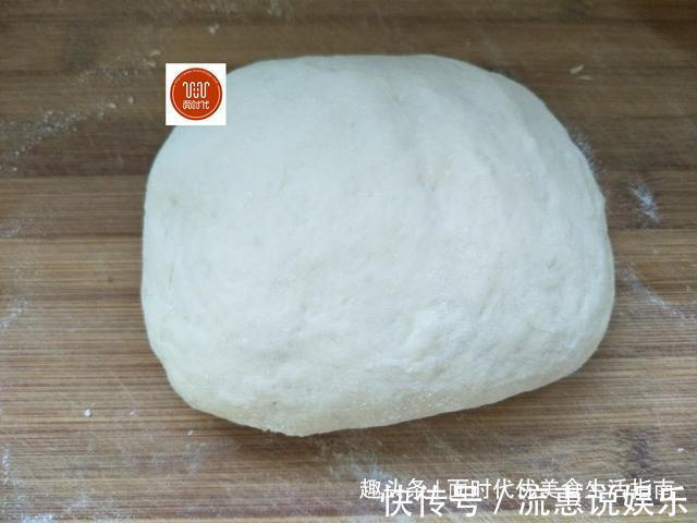 发面烙饼，我有妙招，既省油又暄软，外酥里嫩凉了不会硬！