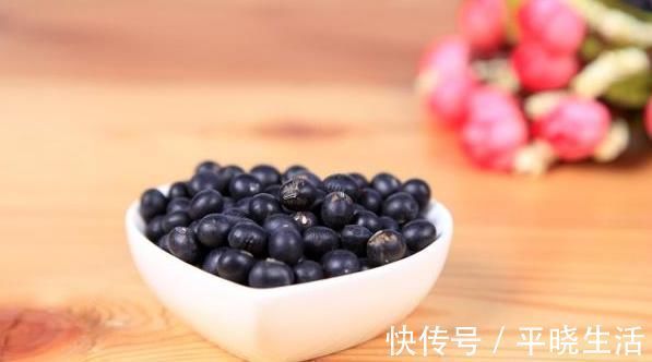 食物|花生加“一物”,堪称中老年人福利,清血管防血栓,预防中风脑梗