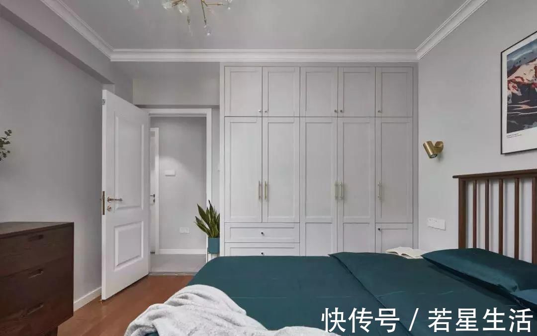 衣柜|有钱人家里这样装衣柜，老木工都忍不住夸聪明，入住就知好处多