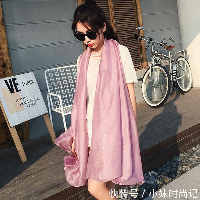 防晒|聪明女人,出门都会带个防晒的纱巾,比防晒衣方便多了