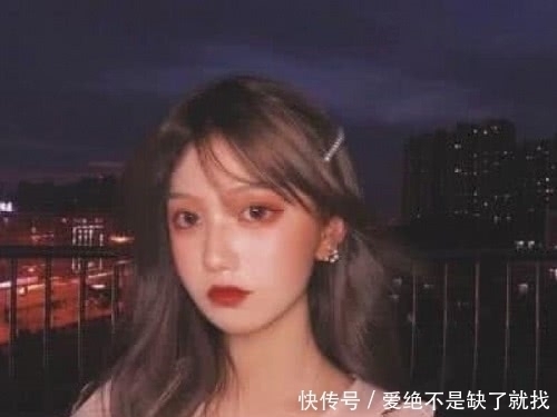 脸上有这3个“特征”的女生,一般颜值都高,全中的小可爱就偷着乐吧!