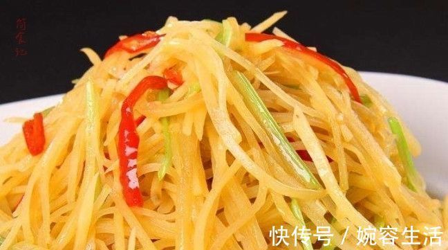 炒土豆丝|炒土豆丝，有人用白醋，有人用陈醋大厨都不对，教你正确做法
