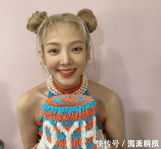 太妍 大宝石项链红毯回归,珍珠项链多层进发,社交媒体改变审美