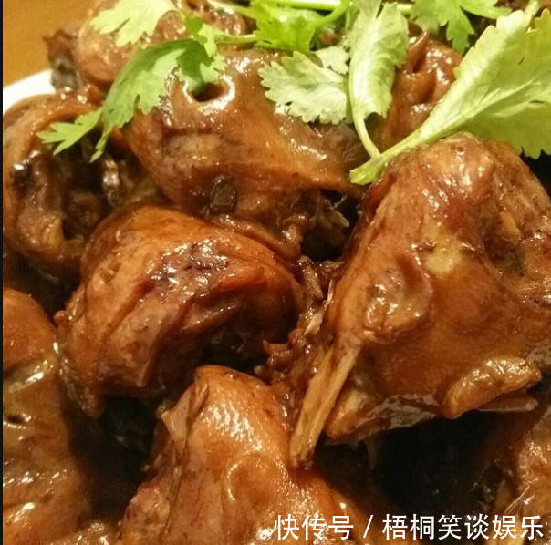 吃鸡|鸡身上最脏的器官,含有大量寄生虫,很多人还当补品吃!