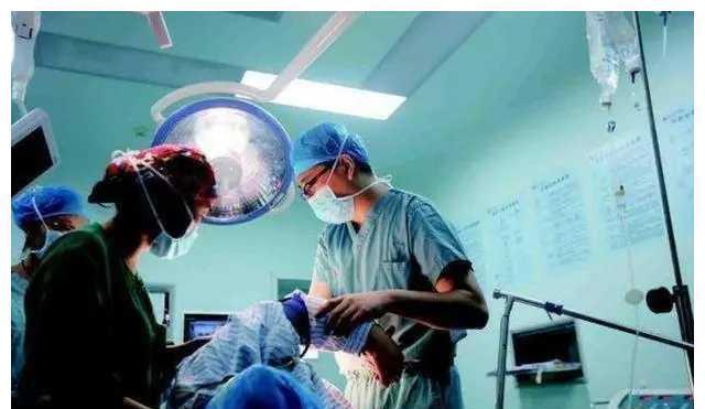 涨奶期|有哪些你觉得在怀孕时应该知道,却没人告诉你的事?