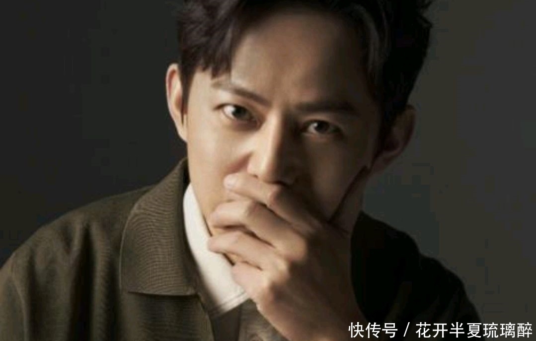 亲爹疑似老赖?何炅这个2021年算是不消停了!