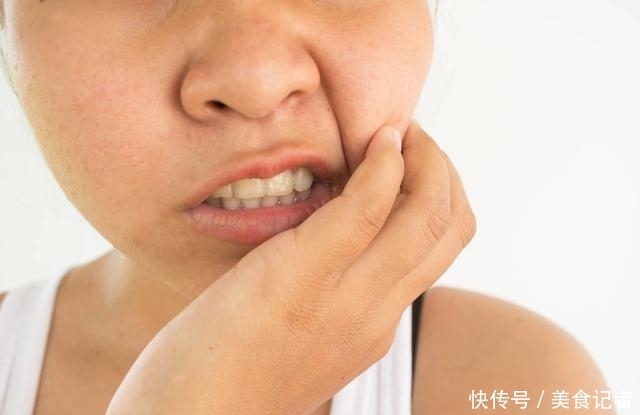 止牙痛|牙痛不是病,疼起来真要命!这4个方法治牙痛有一手