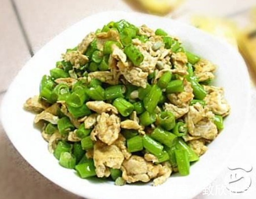 鸡蛋和此物一起炒，比肉还好吃，美味下饭，提高智力，早食早受益