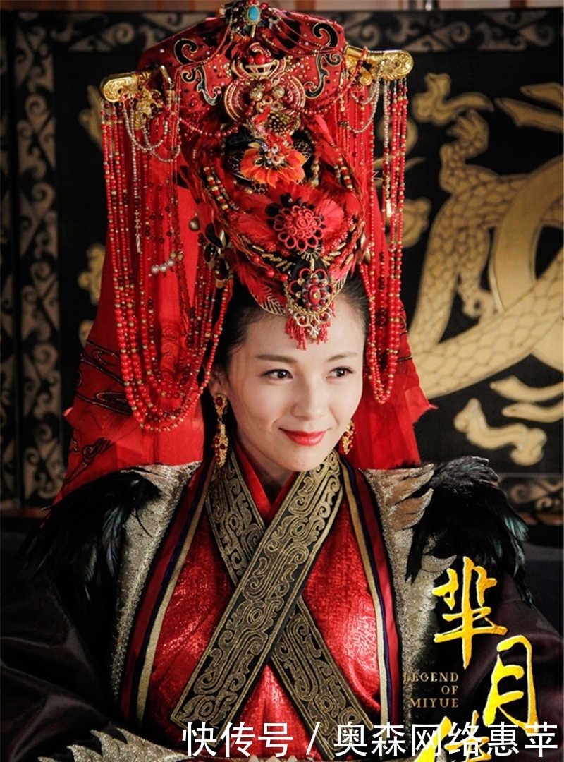 嫁衣发展史:古代嫁衣不都是凤冠霞帔,周朝为黑色,宋朝是绿色