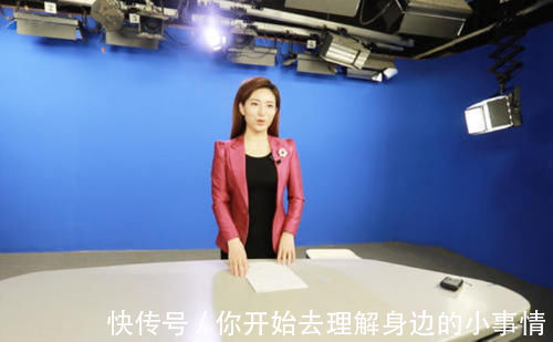 直播|新聞直播結(jié)束,為啥要放主持人收稿子的畫面原因曝光太過高明