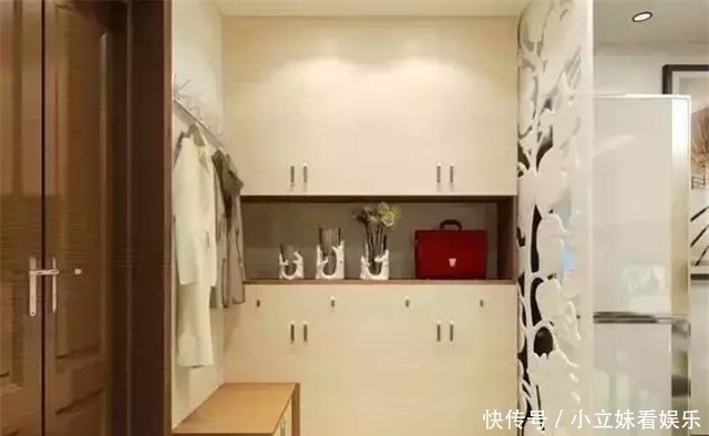 承重墙|家门口不要放独立鞋柜了,听老师傅分析原因,回家就想拆了重装