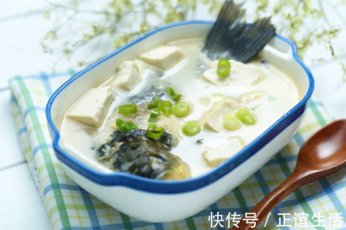 dh不管炖什么鱼，这2味料不能放，不然鱼腥味变重，鱼汤不白也不鲜