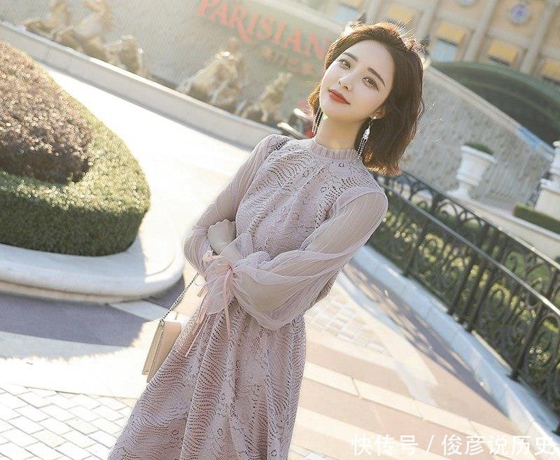 收腰的版型|女神们都钟爱的蕾丝连衣裙,性感妩媚,妖娆动人