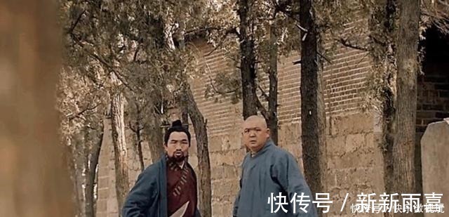 鲁智深&武松师傅警告武松千万要躲着两个人，武松不听劝告，结果受到教训