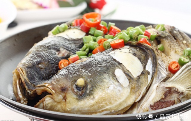 天天吃鱼，很多人都不知道，鱼身上这地方不能吃，劝你也别再吃了