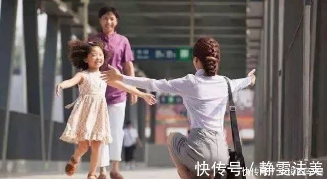 动画片|最“懂事”宝宝火了，陪着妈妈一起上班不吵不闹，网友：来报恩的