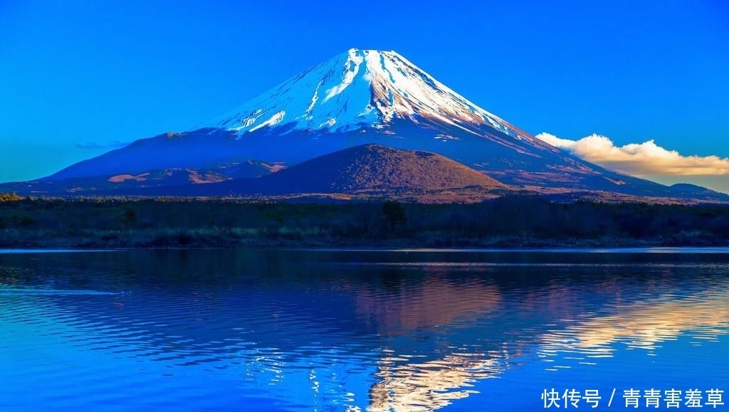 万年积雪的富士山被一场台风吹没了，富士山的真容是这样！