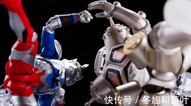 阿尔法|泽塔奥特曼阿尔法形态手办实物 光之国新的刮痧师傅欧斯超人