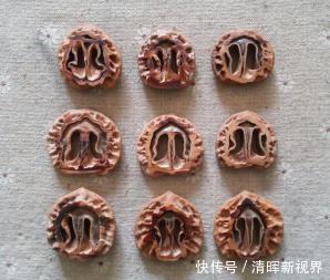 文玩核桃整个的很常见,但您见过切开来盘玩的吗