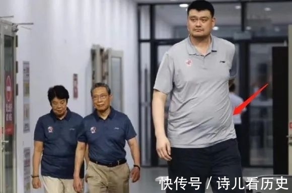 阿泰|姚明身材“胖成球”走红网络!还有谁记得,他曾是表情包三巨头?